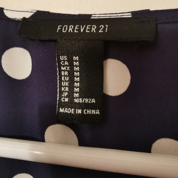 Forever 21 Wrap Polka dot Flowy light dress M - Picture 8 of 14